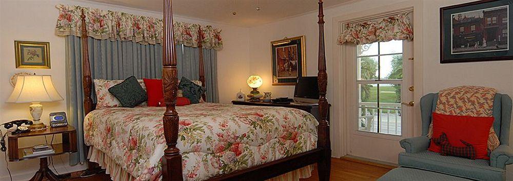 לייק וורת' Sabal Palm House Bed And Breakfast מראה חיצוני תמונה